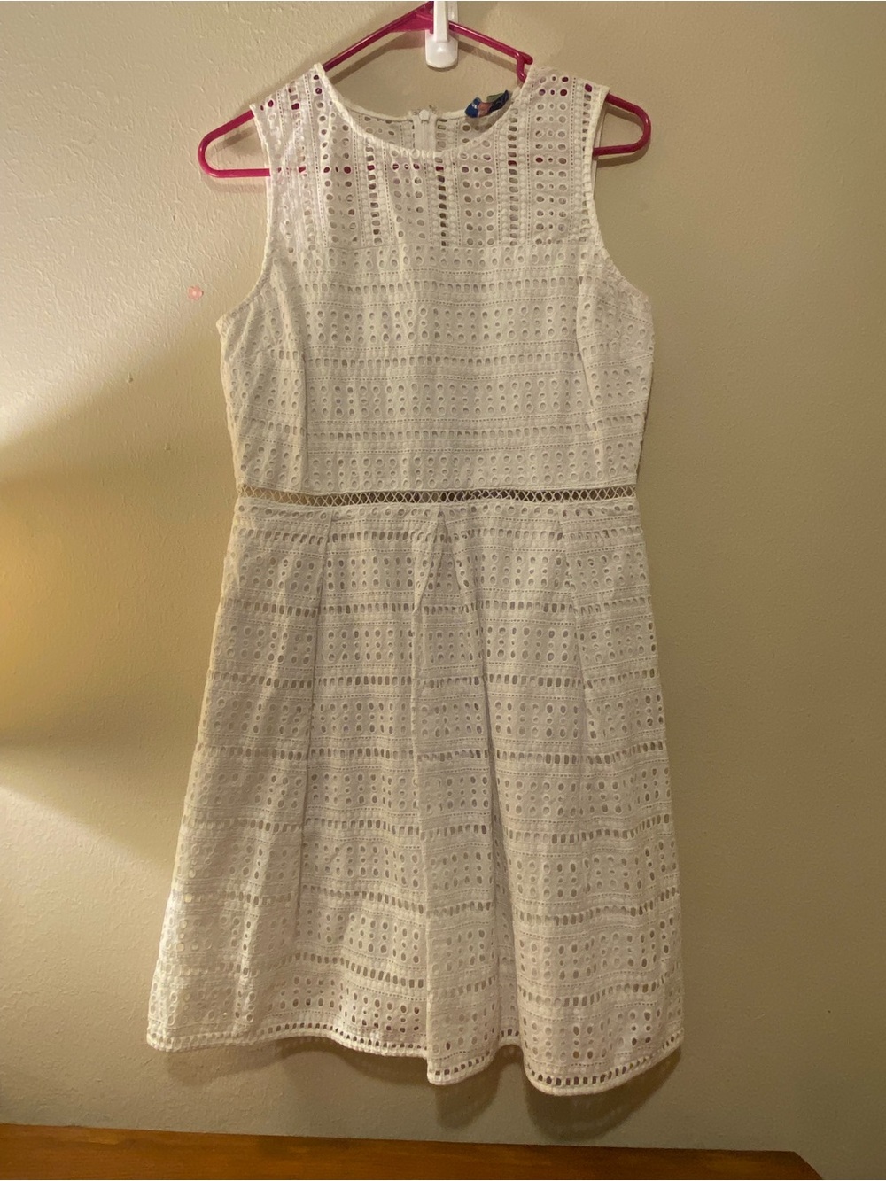 Women’s Vinyard Vines A Line Sleeveless White Eyelet Dress Sz10